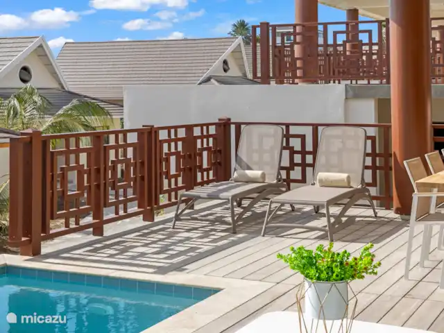 Villa Jazmyn 31 Blue Bay Resort | Curaçao, Curaçao-Centre, Blue Bay - villa Chaises longues pour se détendre.