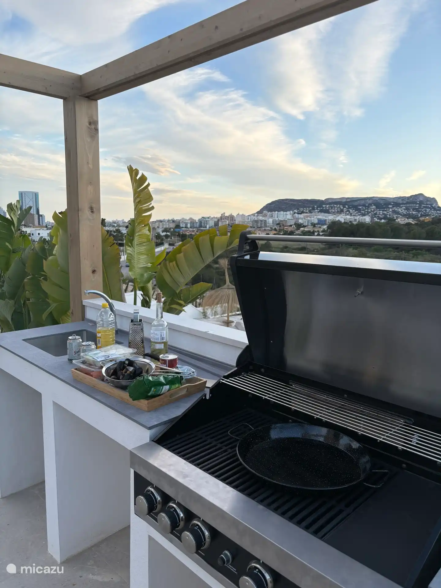 Außenküche mit Aussicht