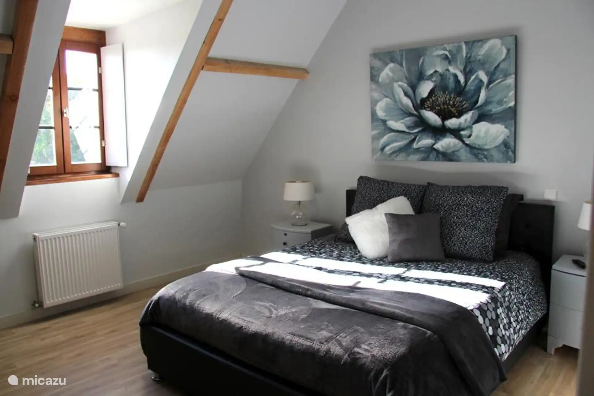 Chambre double avec salle de bain attenante