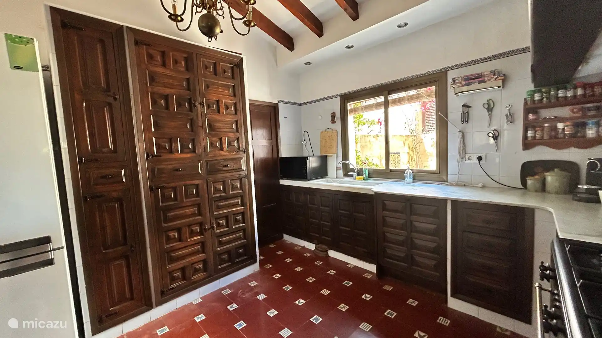 Authentic Spanish cuisine fully equipped