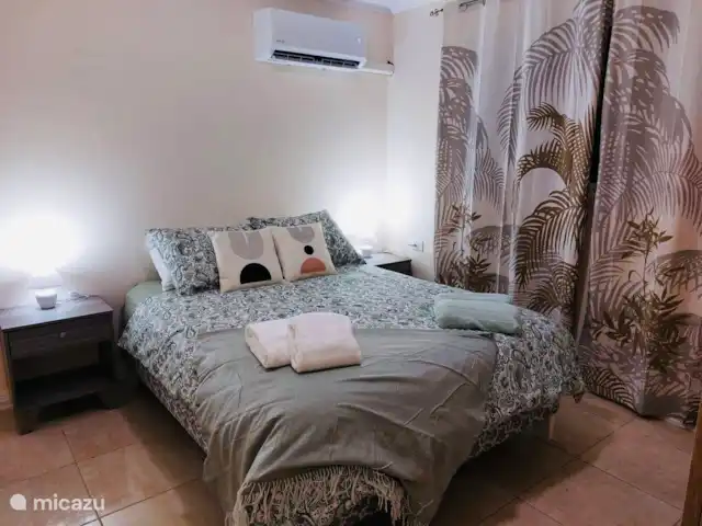 Location de Vacances Aruba, Oranjestad, Oranjestad, maison de ville - Retraite Casa Wayaca  Chambre 2 Lit queen size