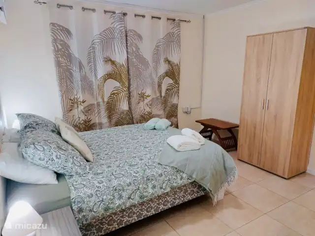 Location de Vacances Aruba, Oranjestad, Oranjestad, maison de ville - Retraite Casa Wayaca  Chambre 2 Lit queen size