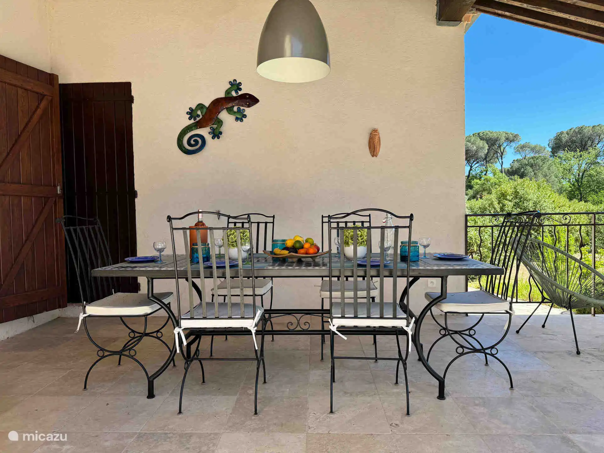 Dining table under bus shelter