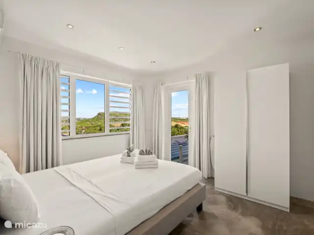 Artistieke Villa Scoop met zeezicht huren in Curaçao, Banda Ariba (oost), Bapor Kibra - villa Slaapkamer 2
