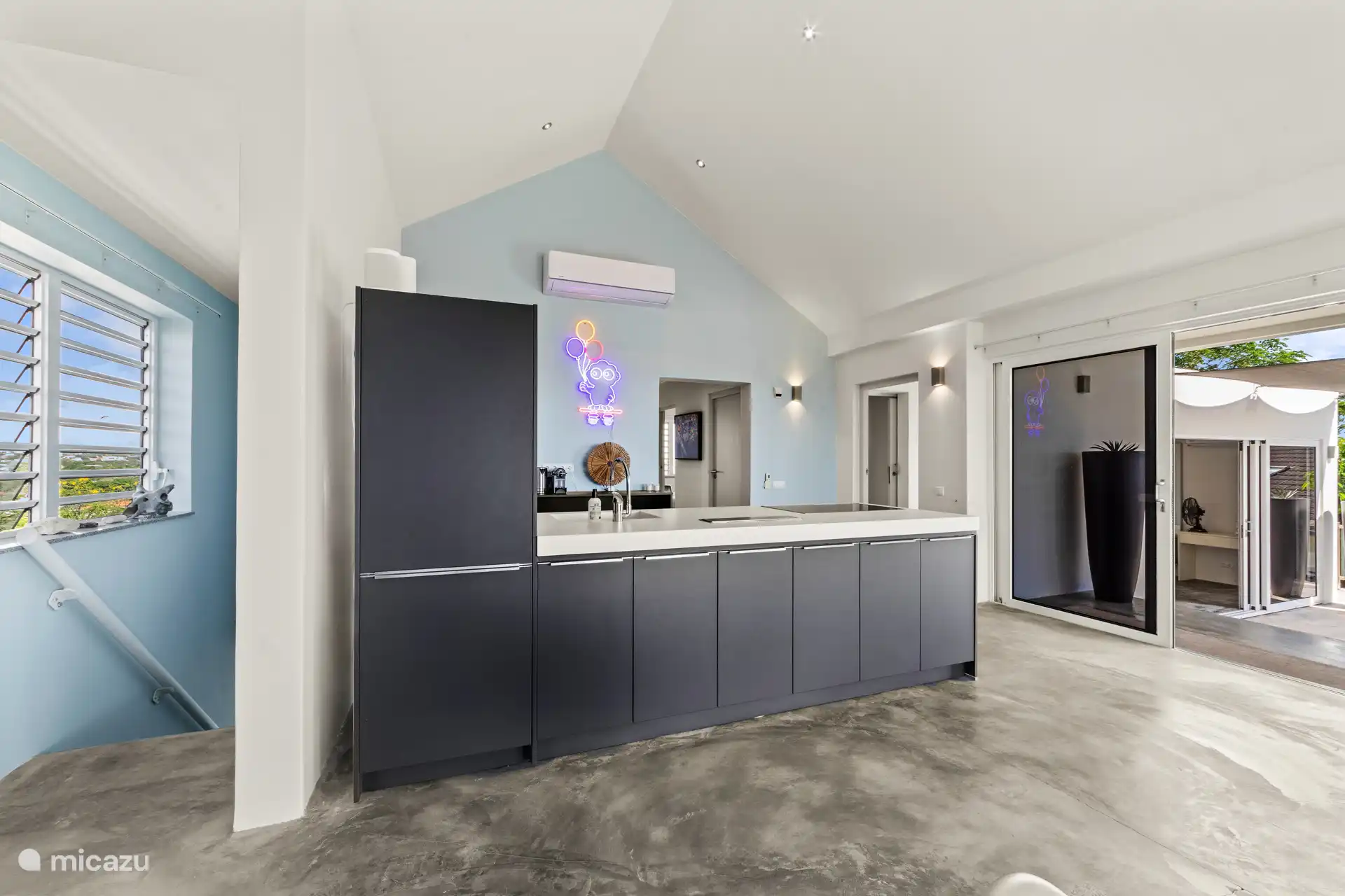 Stairs to the carport