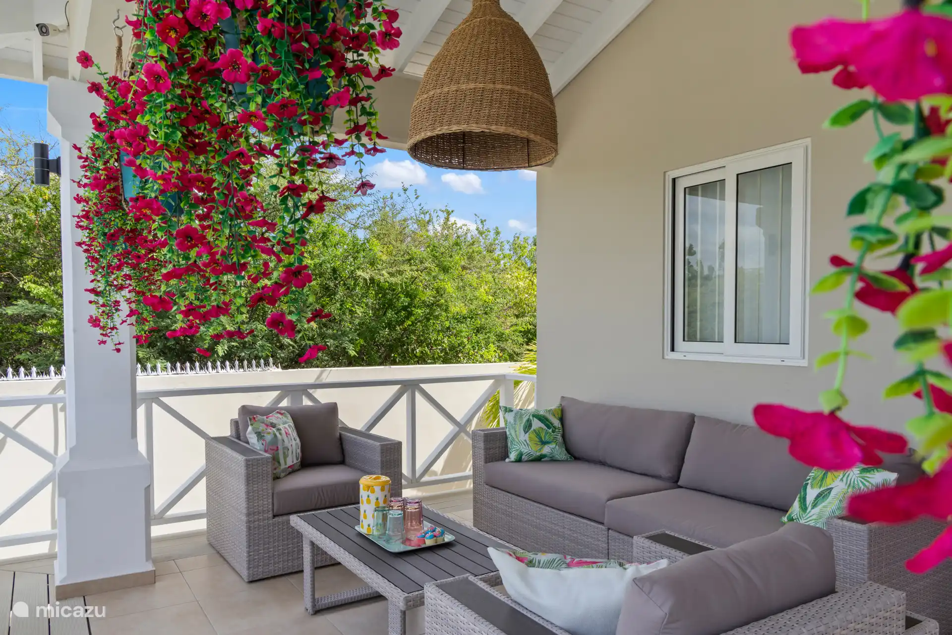 Villa Casa Luz Color Curaçao / Jan Thiel Nord