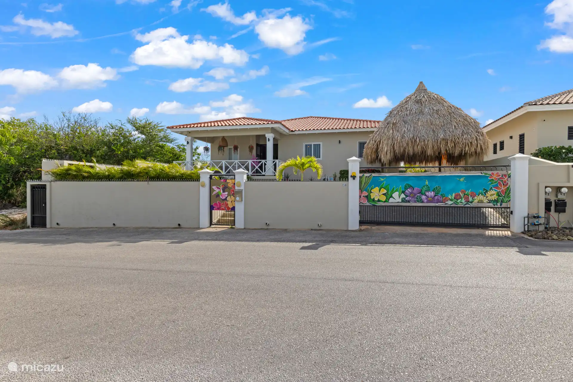 Villa Casa Luz Color Curaçao / Jan Thiel Nord