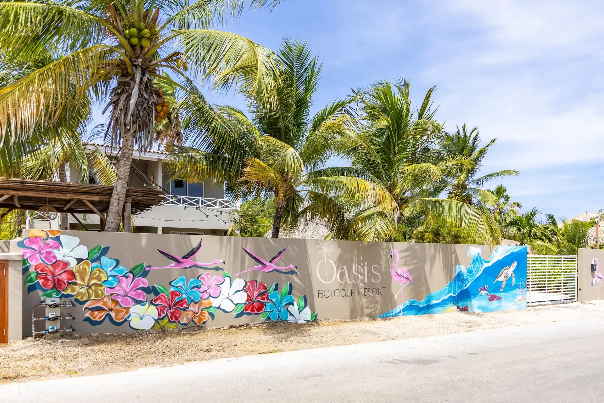 Façade avec de belles peintures murales !