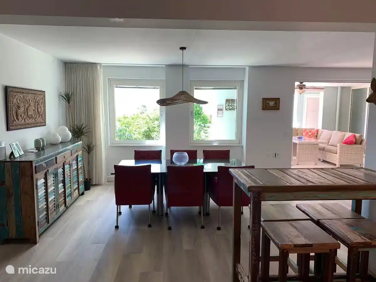 Dining area, adjacent to spacious kitchen