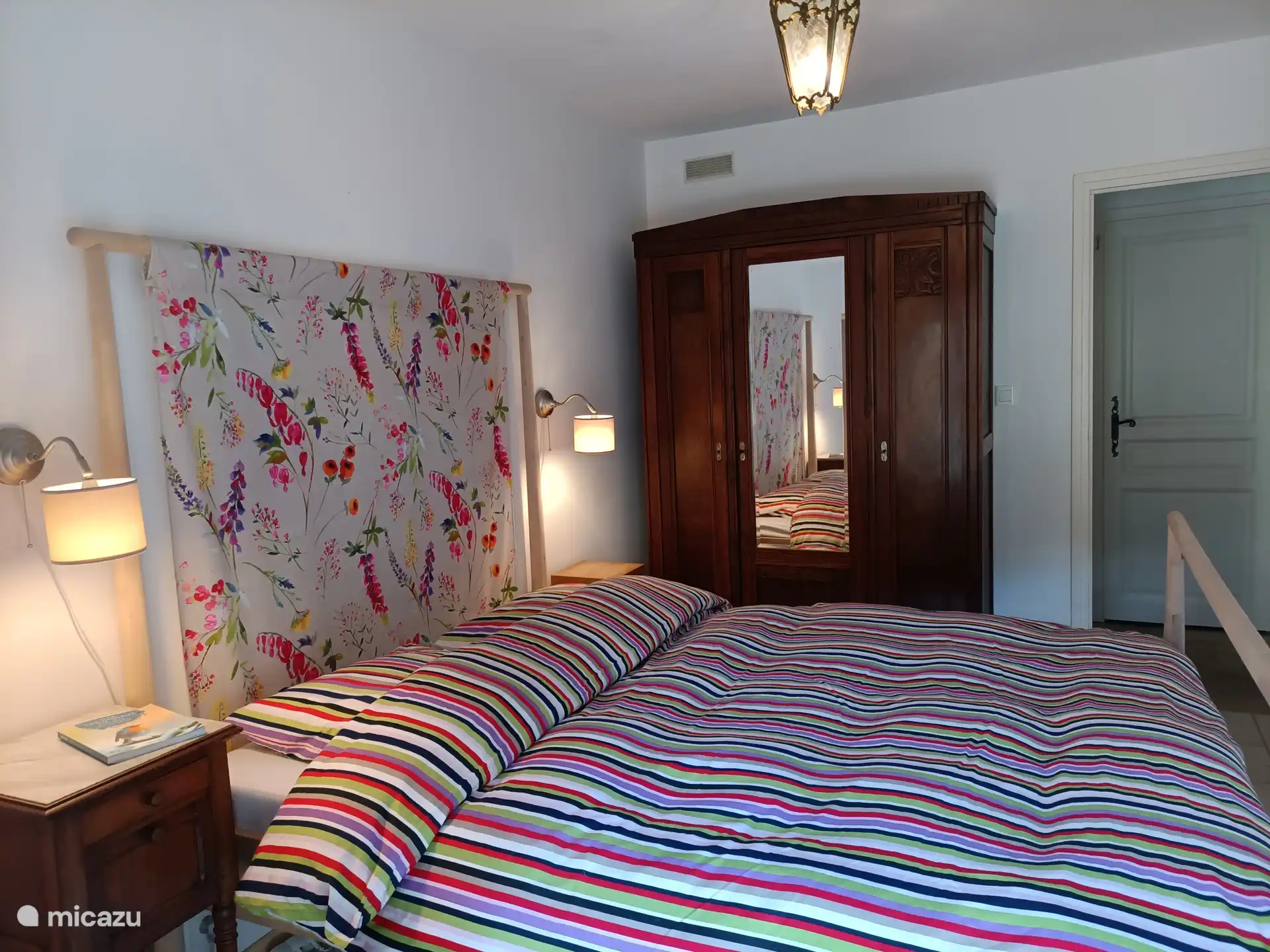 Chambre avec lit double de 160 x 200