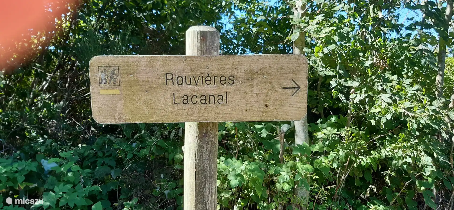 Il y a de nombreux magnifiques sentiers de randonnée