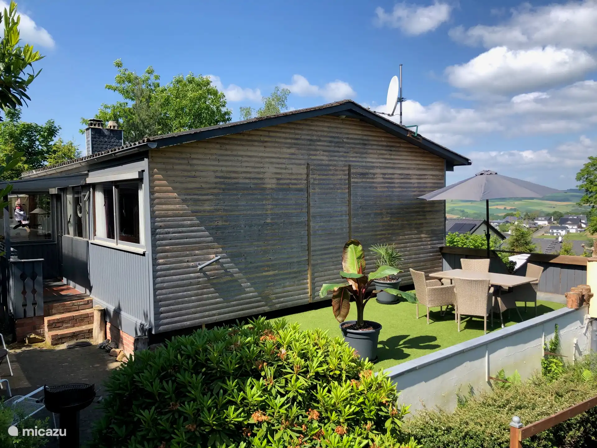 Belle terrasse ensoleillée