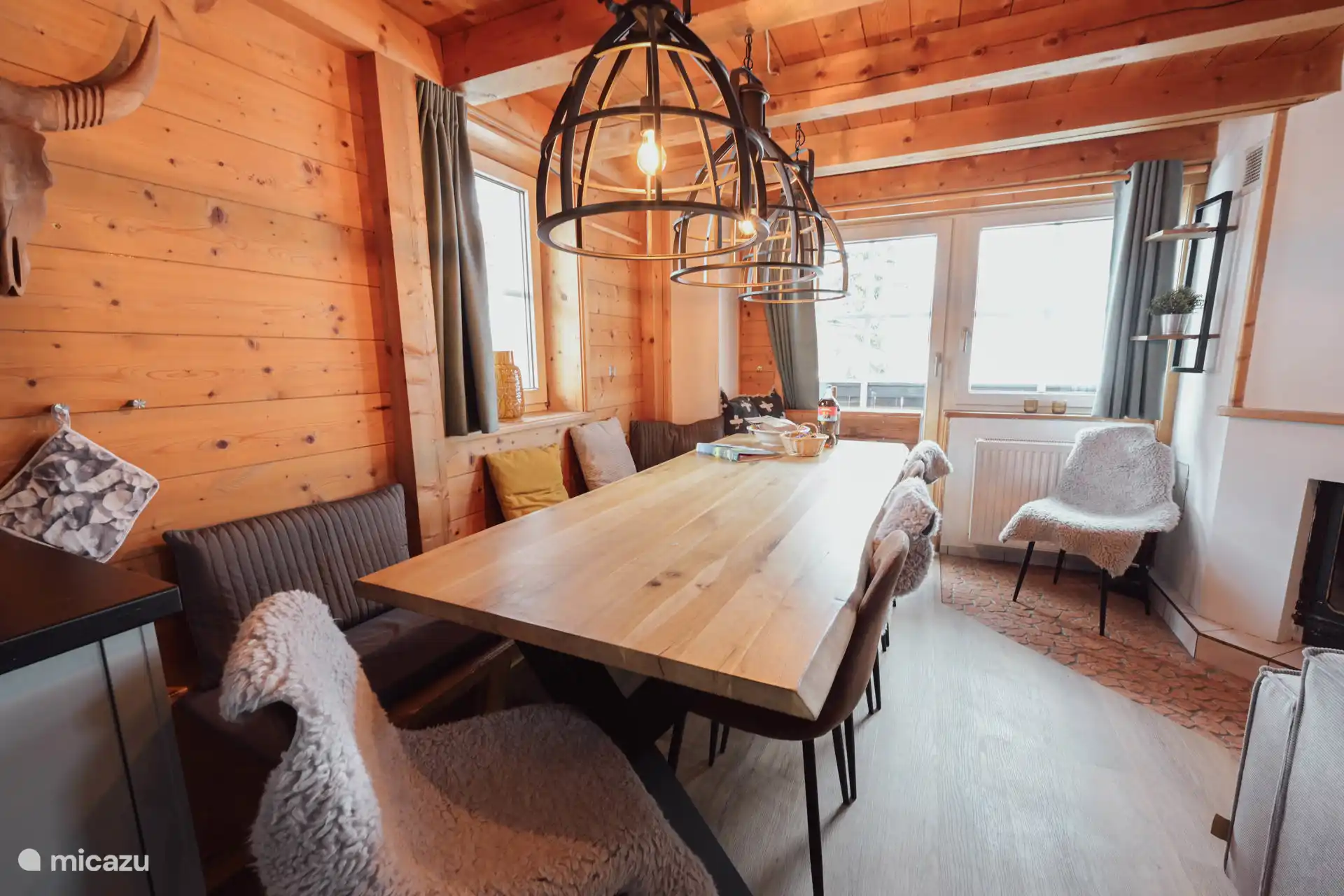 Schareck dining area