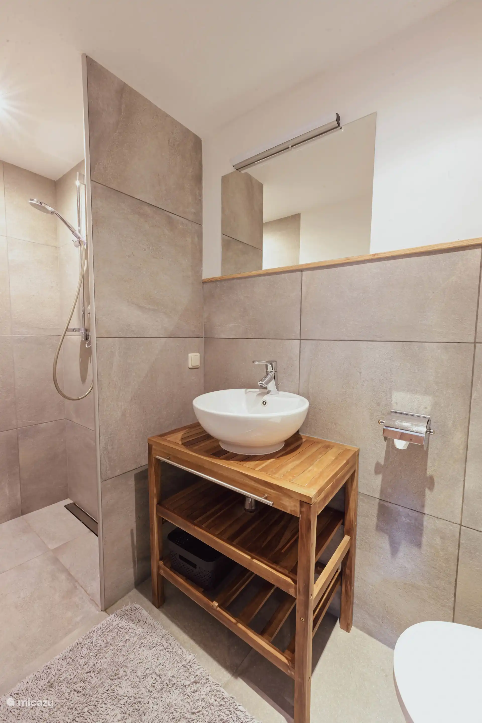 2. Badezimmer in Schlafzimmer 2 und 3