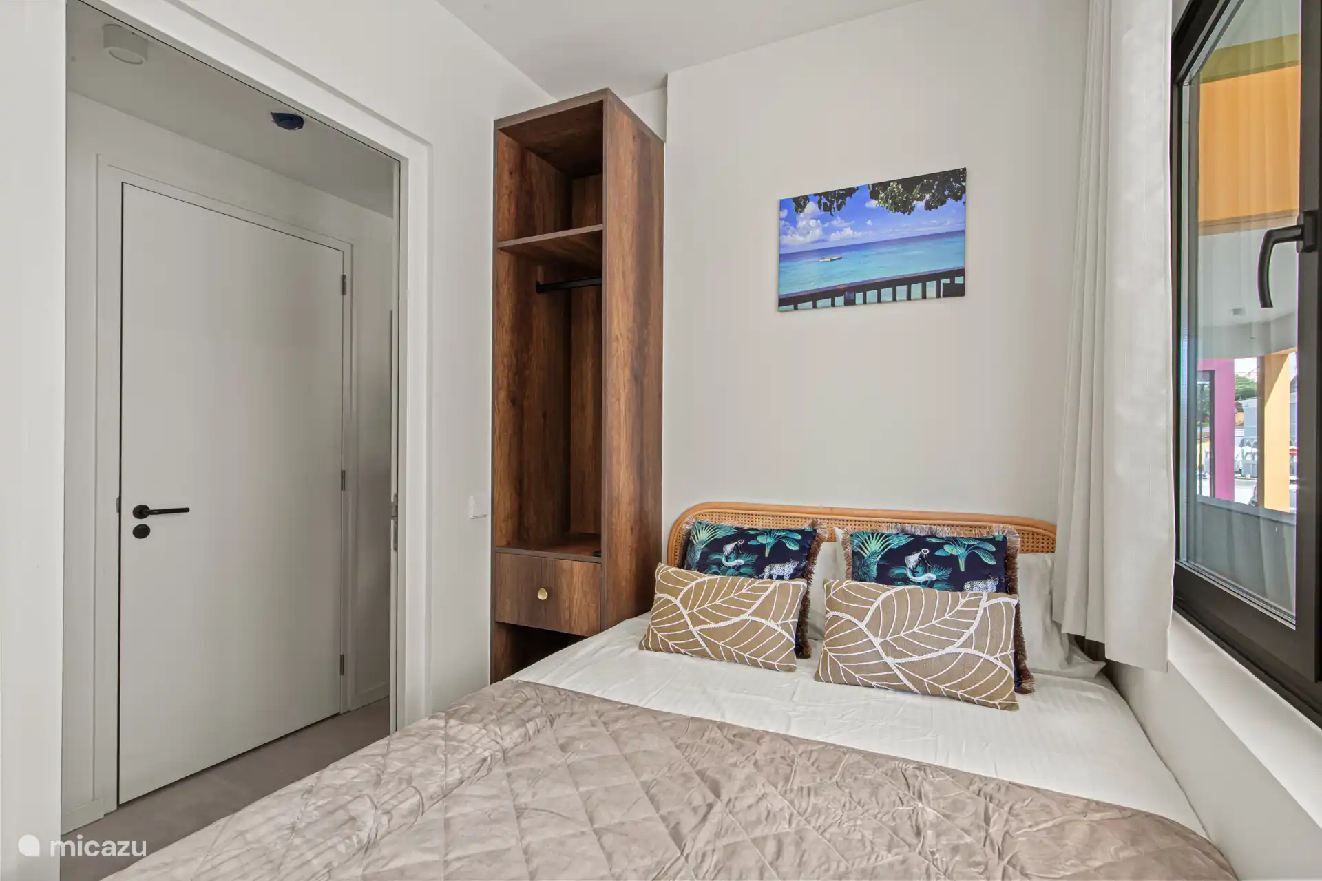 Zweites Schlafzimmer - gemütlicher und praktischer Raum