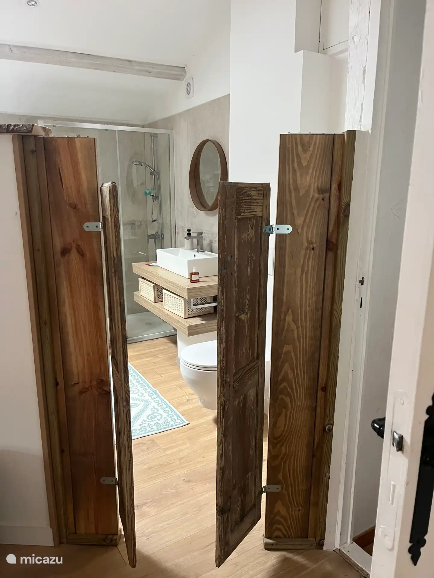 Dormitorio principal en baño privado