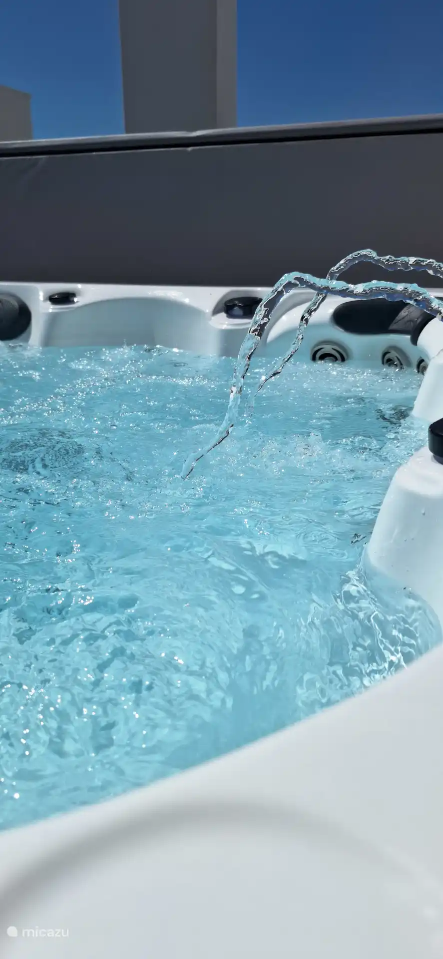 Privéjacuzzi op het solarium 