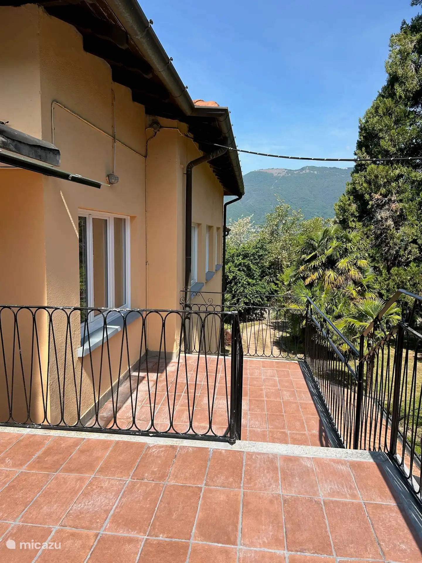 Balkon mit Seeblick