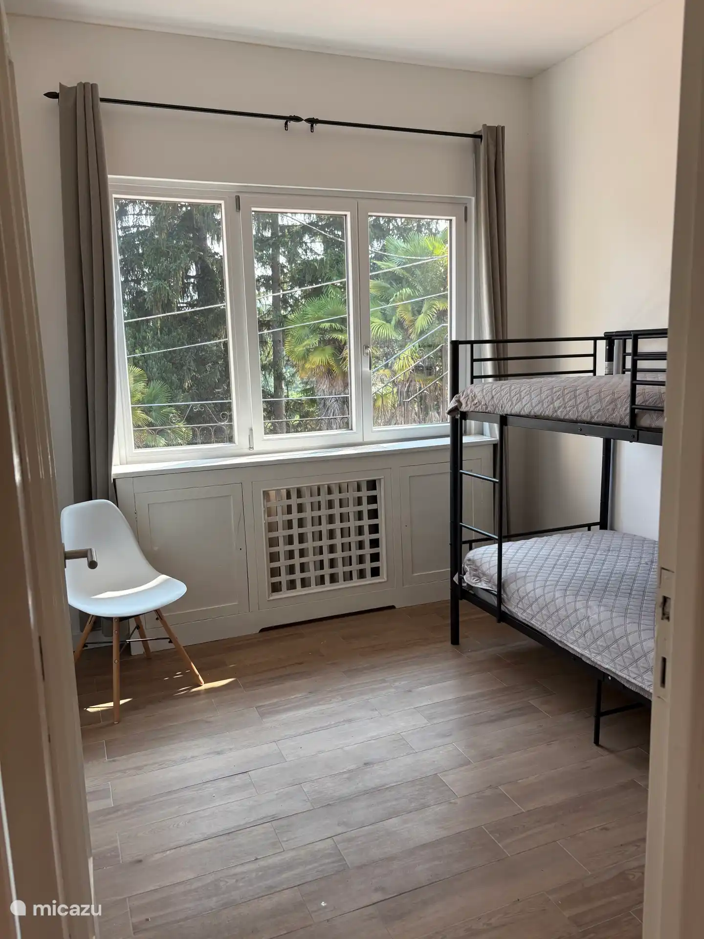 Chambre 3 avec lits superposés pour 2 personnes
