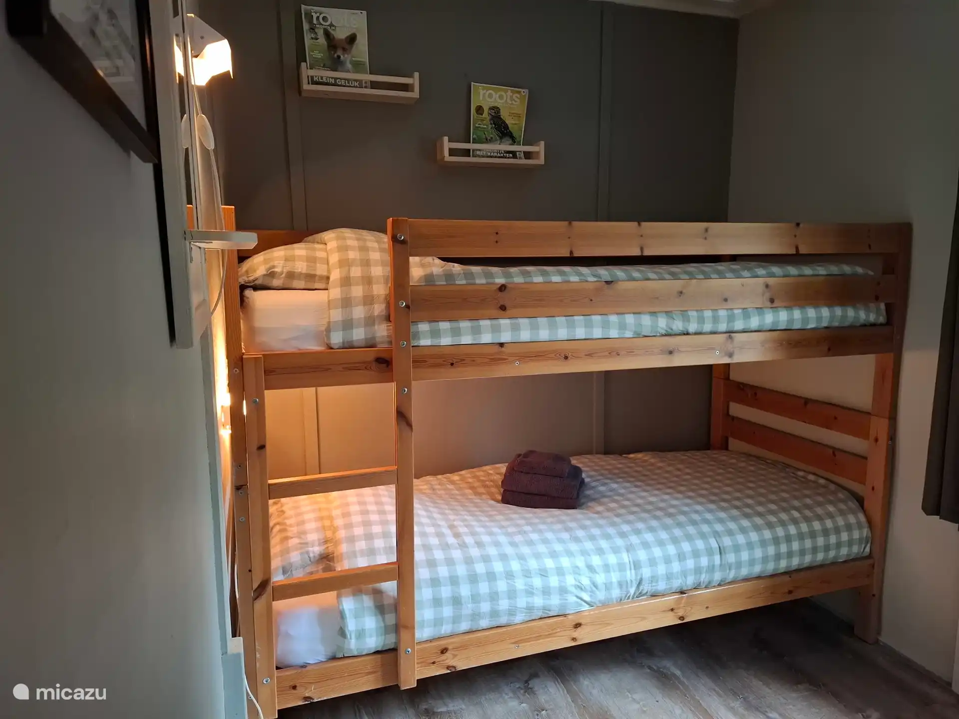 Slaapkamer 2 (stapelbed)