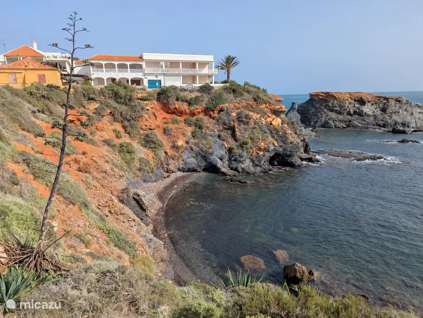 Een van de baaien rond Cabo de Palos