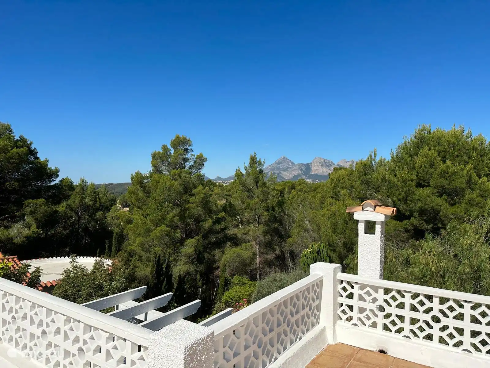 Vue sur la terrasse du toit
