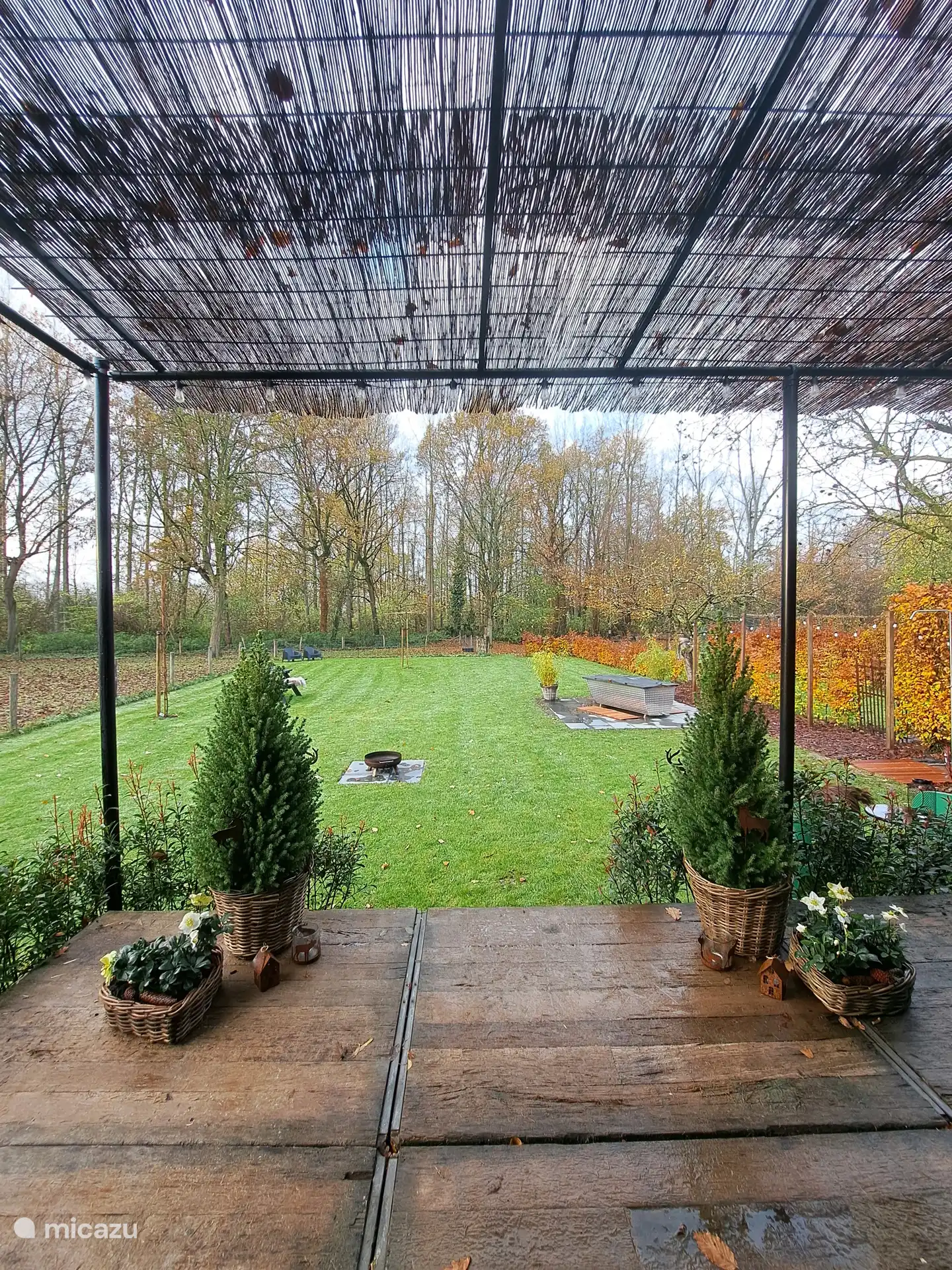 Vista a la zona de estar/cocina