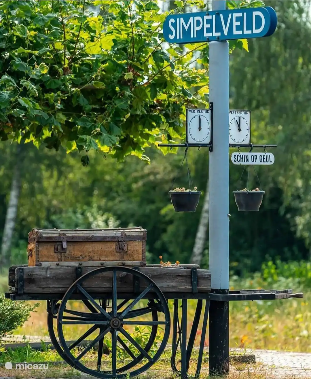 Station of the Miljoenenlijn next to us