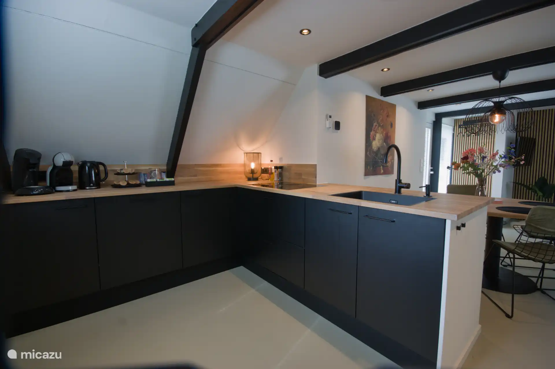 fully equipped kitchen