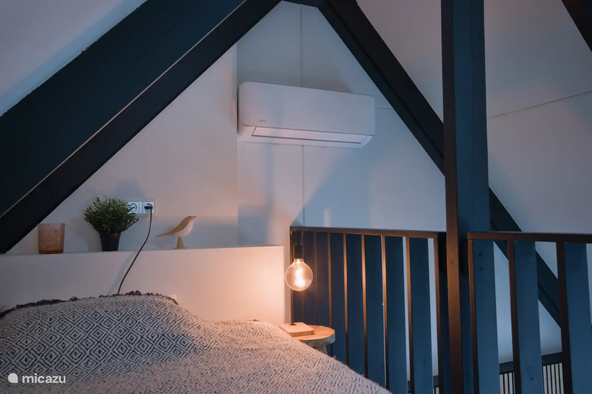 Bedroom 2 loft air conditioning