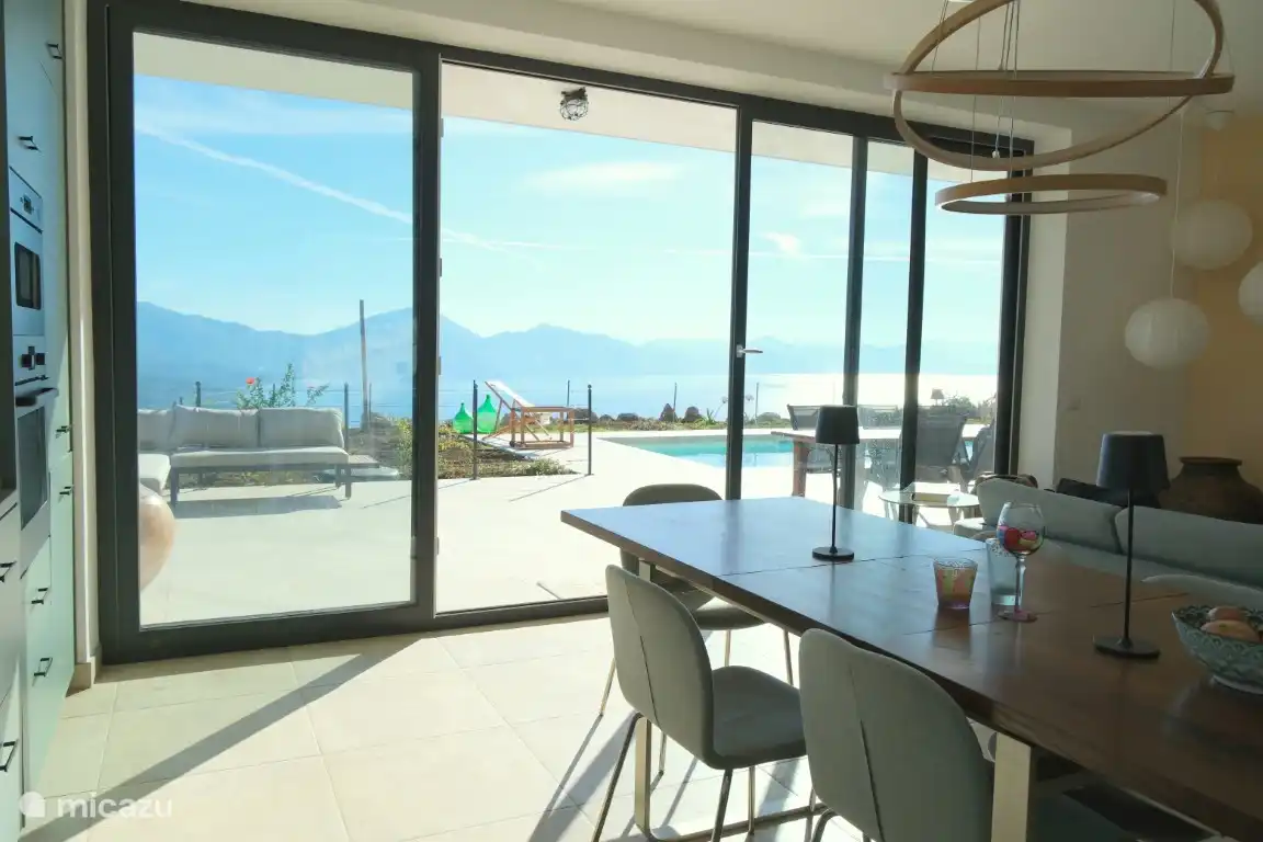 Küche mit Meerblick