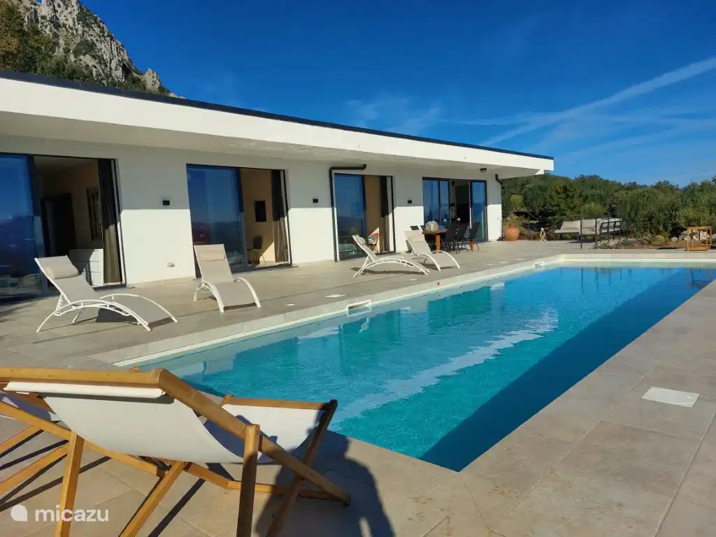 Villa Caprino in Italien, Kampanien, San Giovanni a Piro - villa