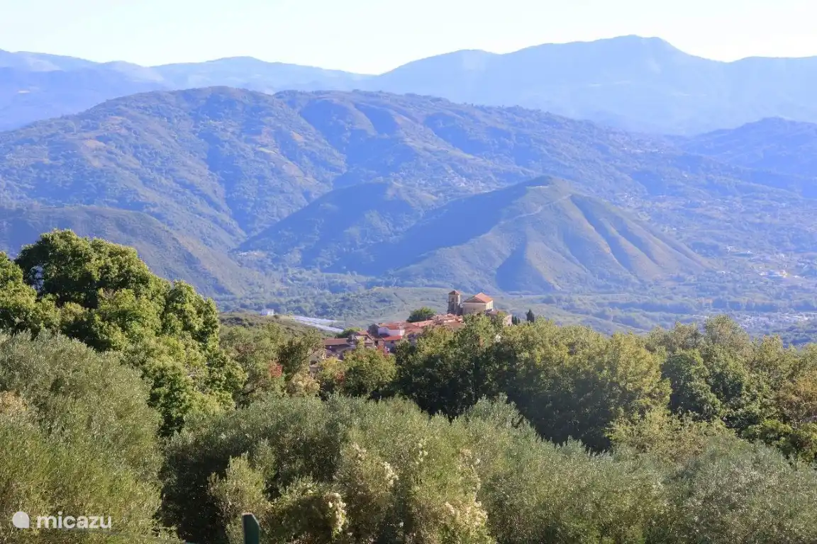 Blick auf das Dorf Bosco aus dem Mittelalter