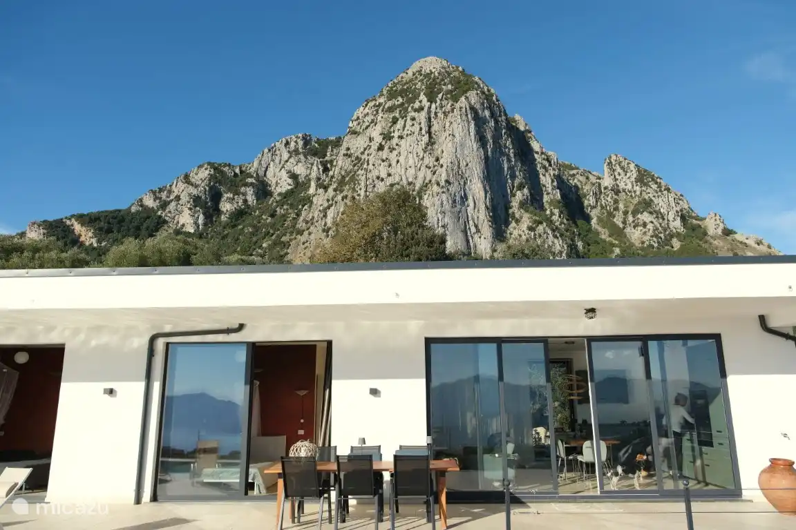 Der höchste Berg der Gegend