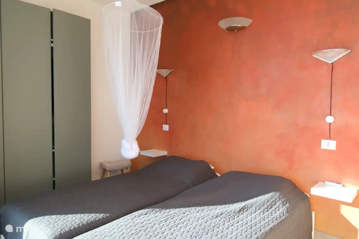 Doppelzimmer mit 2 Einzelbetten.