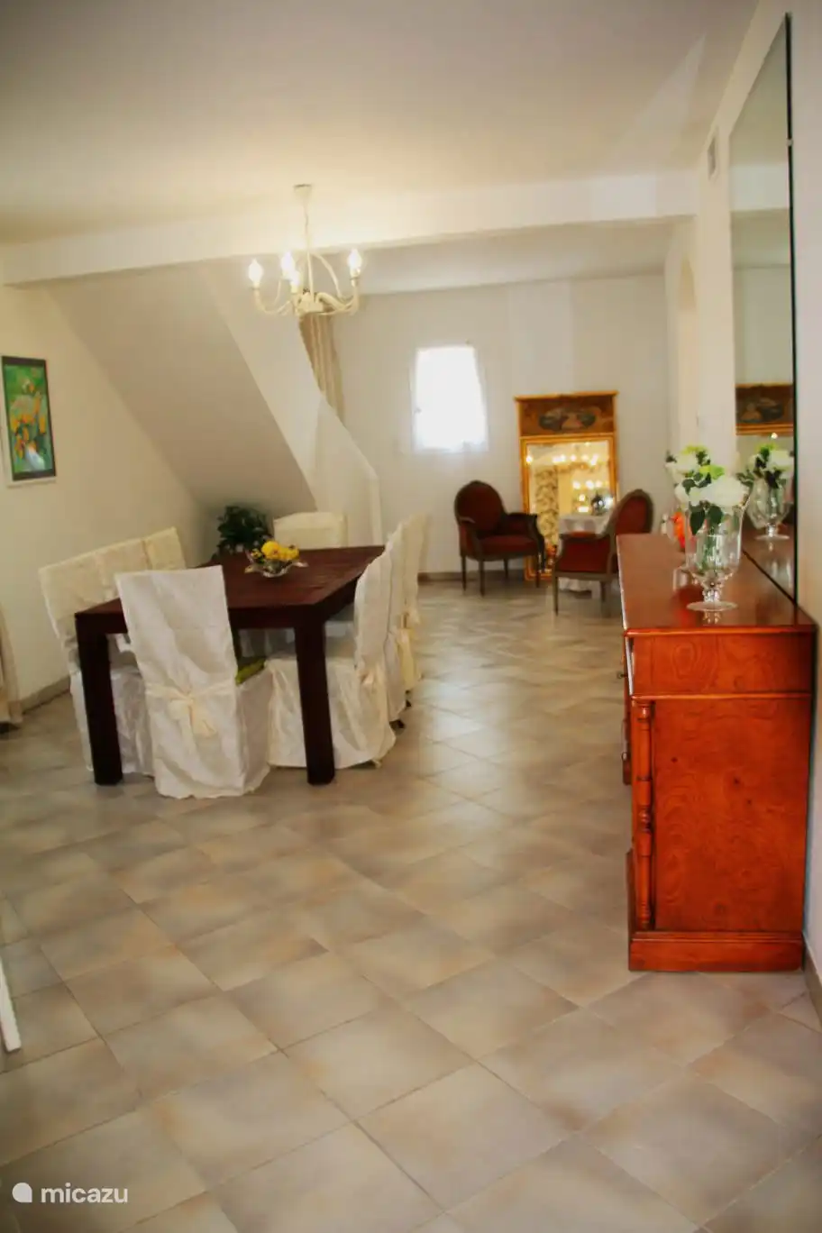 Living room dining area