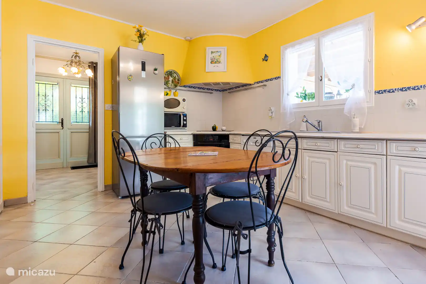 Keuken met eettafel