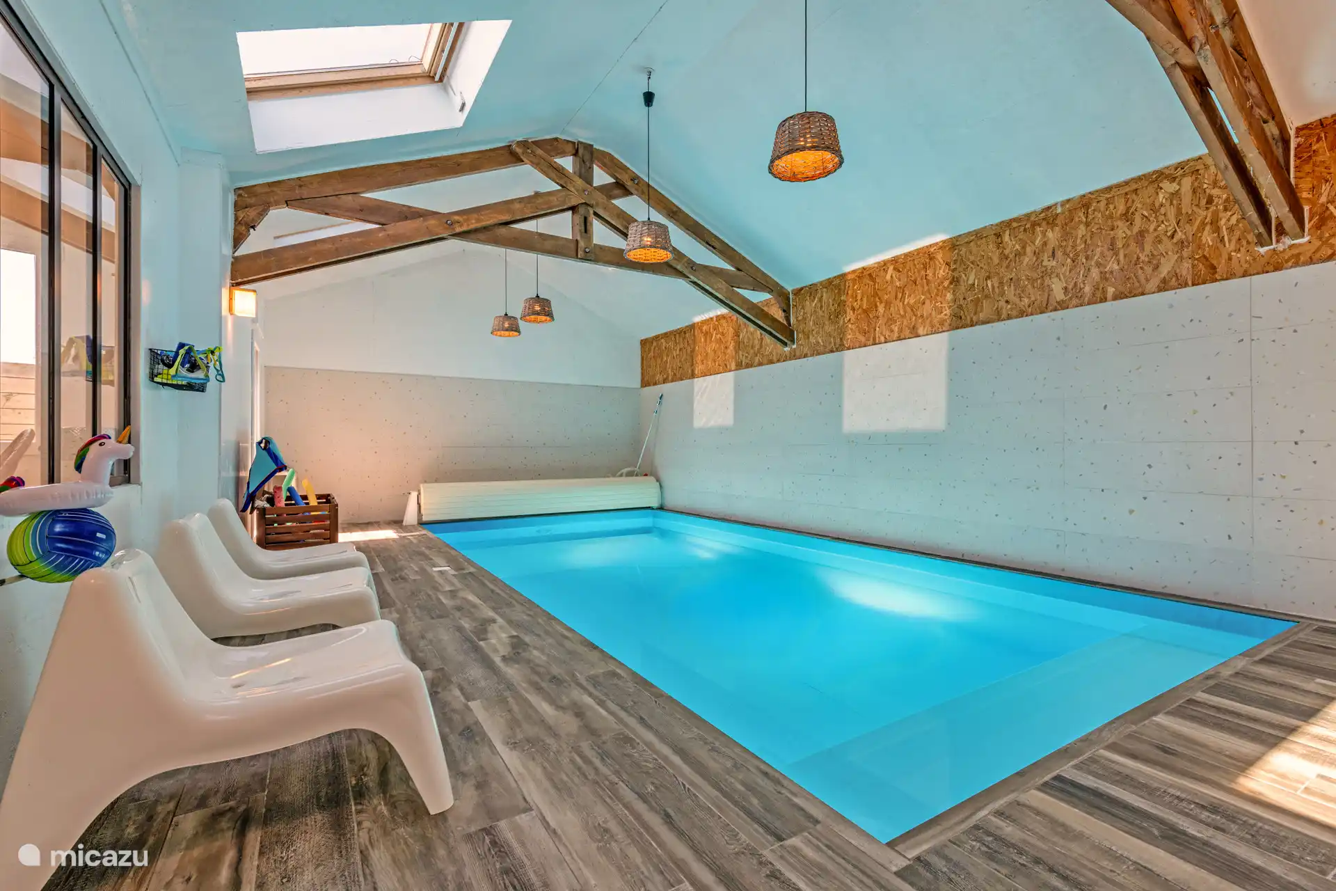 Hallenbad ist das ganze Jahr über beheizt 