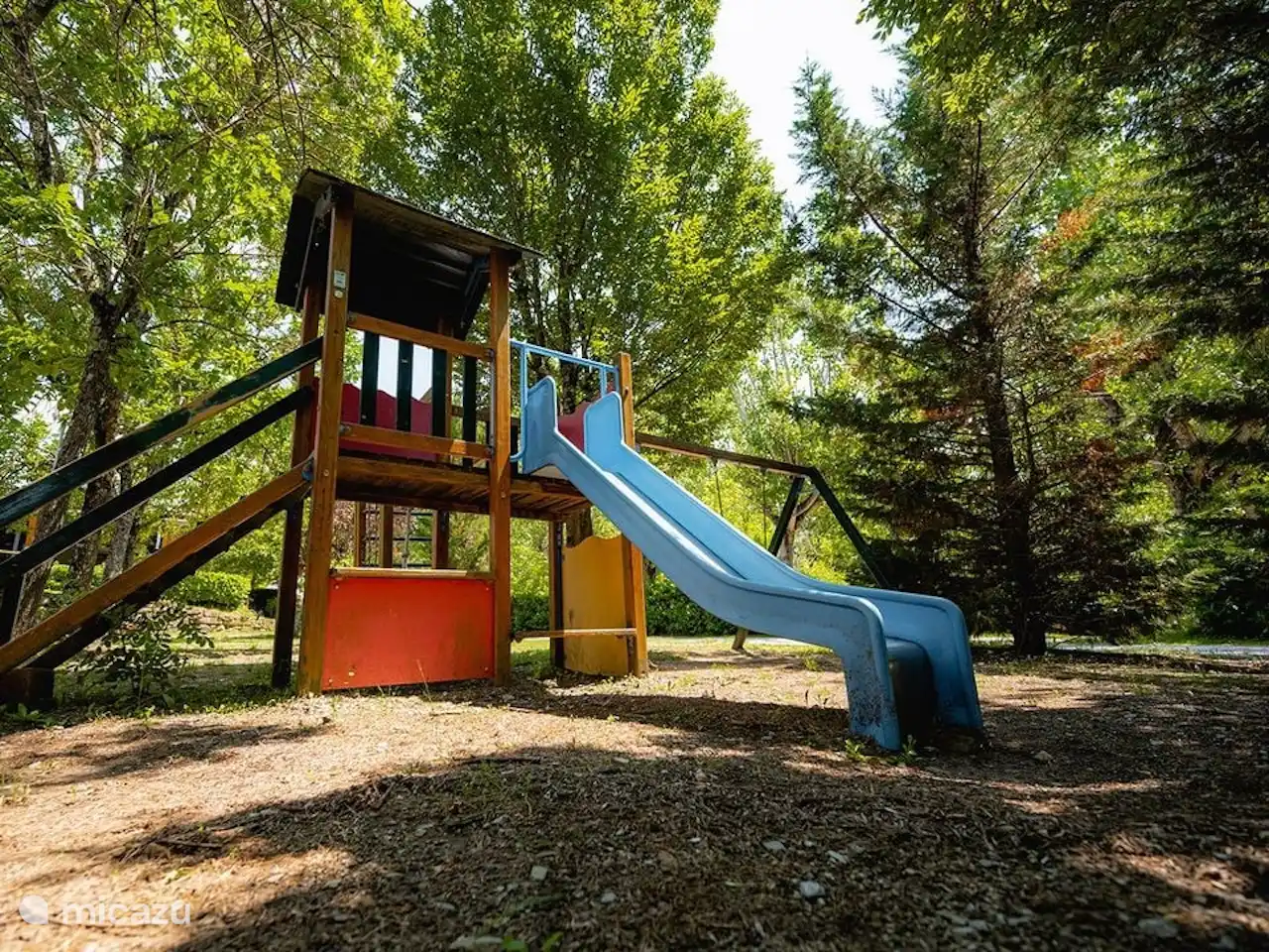 Aire de jeux au camping