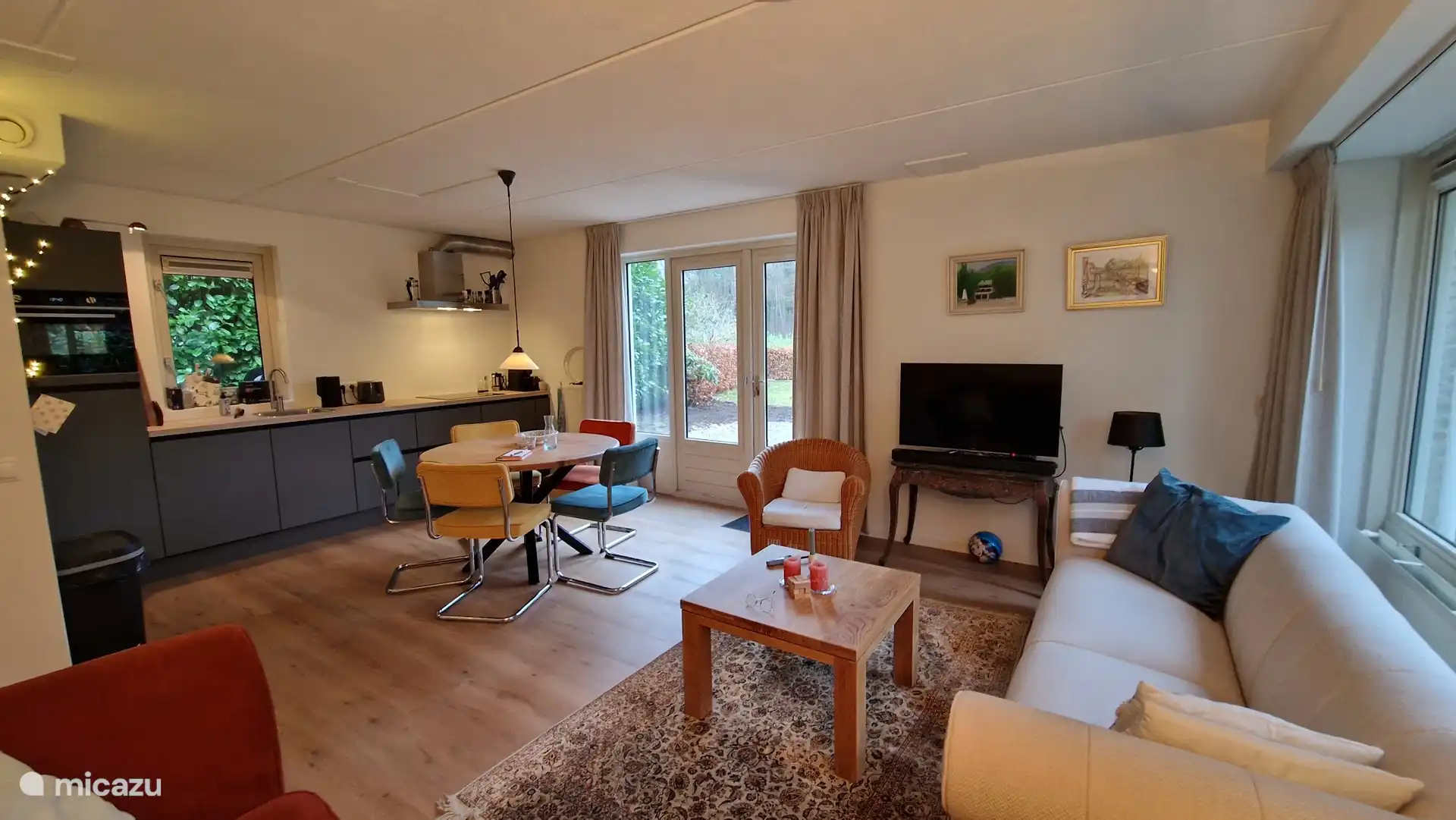 Französische Türen zur Terrasse