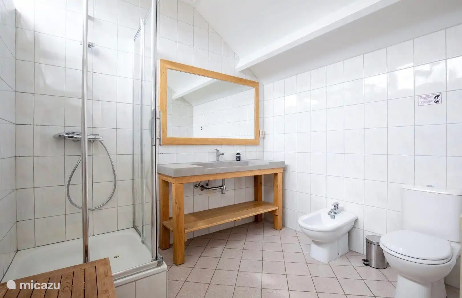 Badezimmer im Obergeschoss