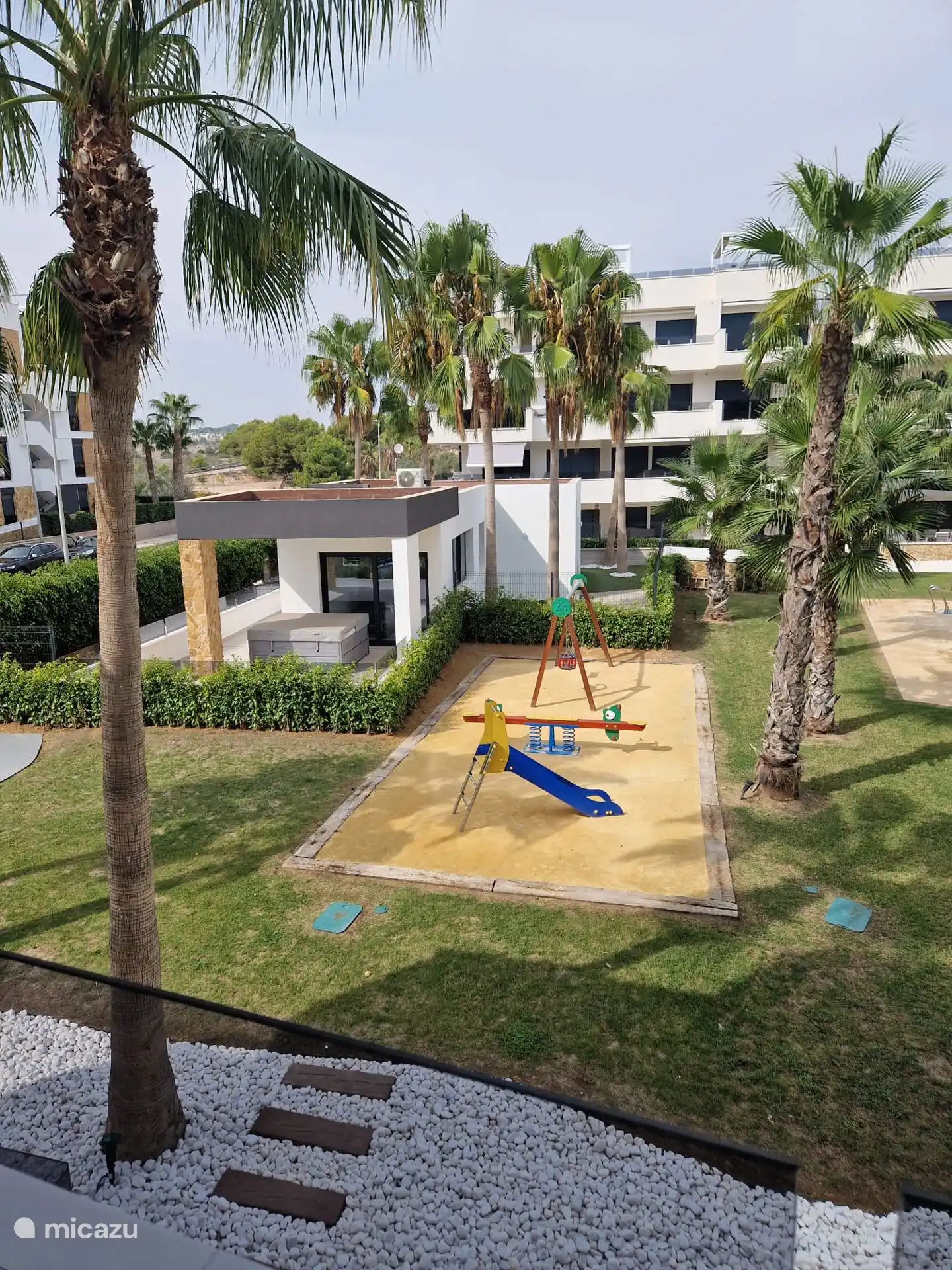 aire de jeux/salle de fitness