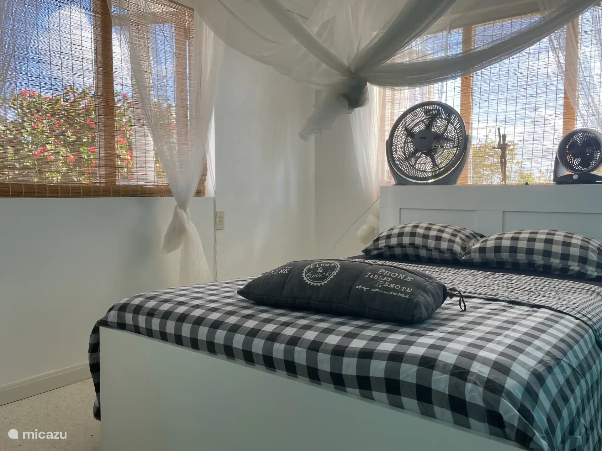 Schlafzimmer 3 mit französischem Bett - Bett wird Anfang Februar durch ein größeres Bett ersetzt.