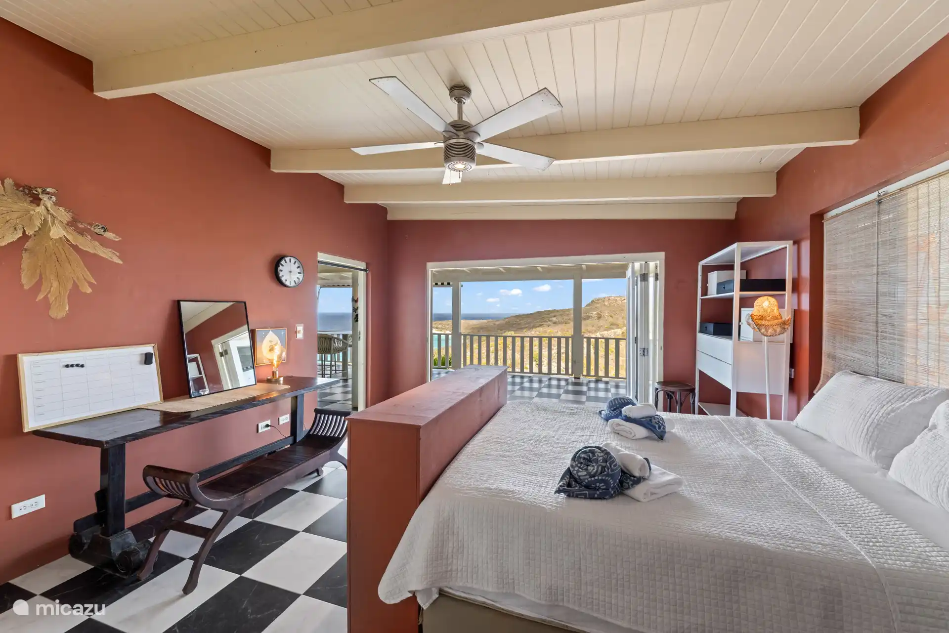 Master bedroom op de eerste verdieping.