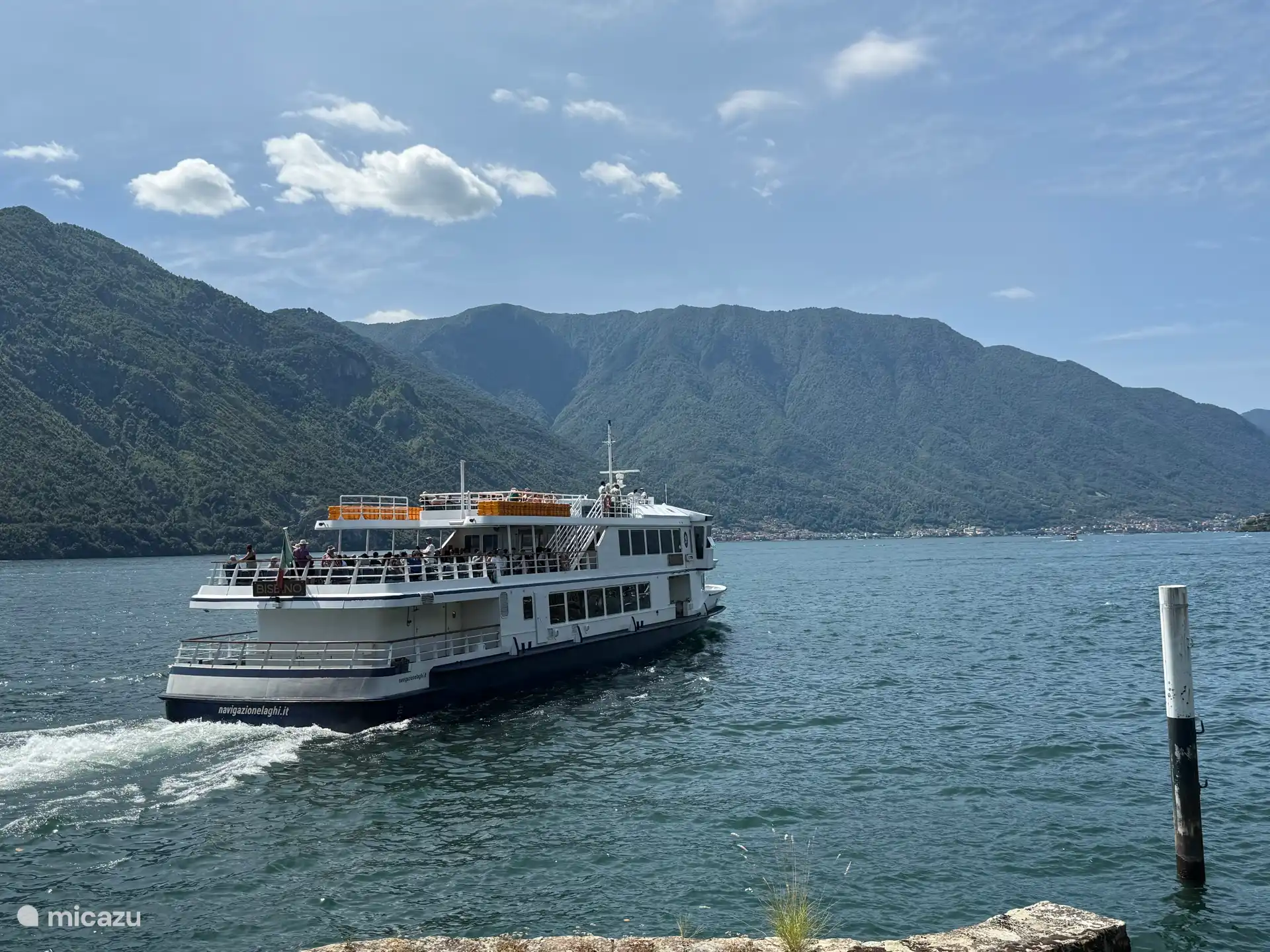 Spring auf Steig vom Fährsee Como