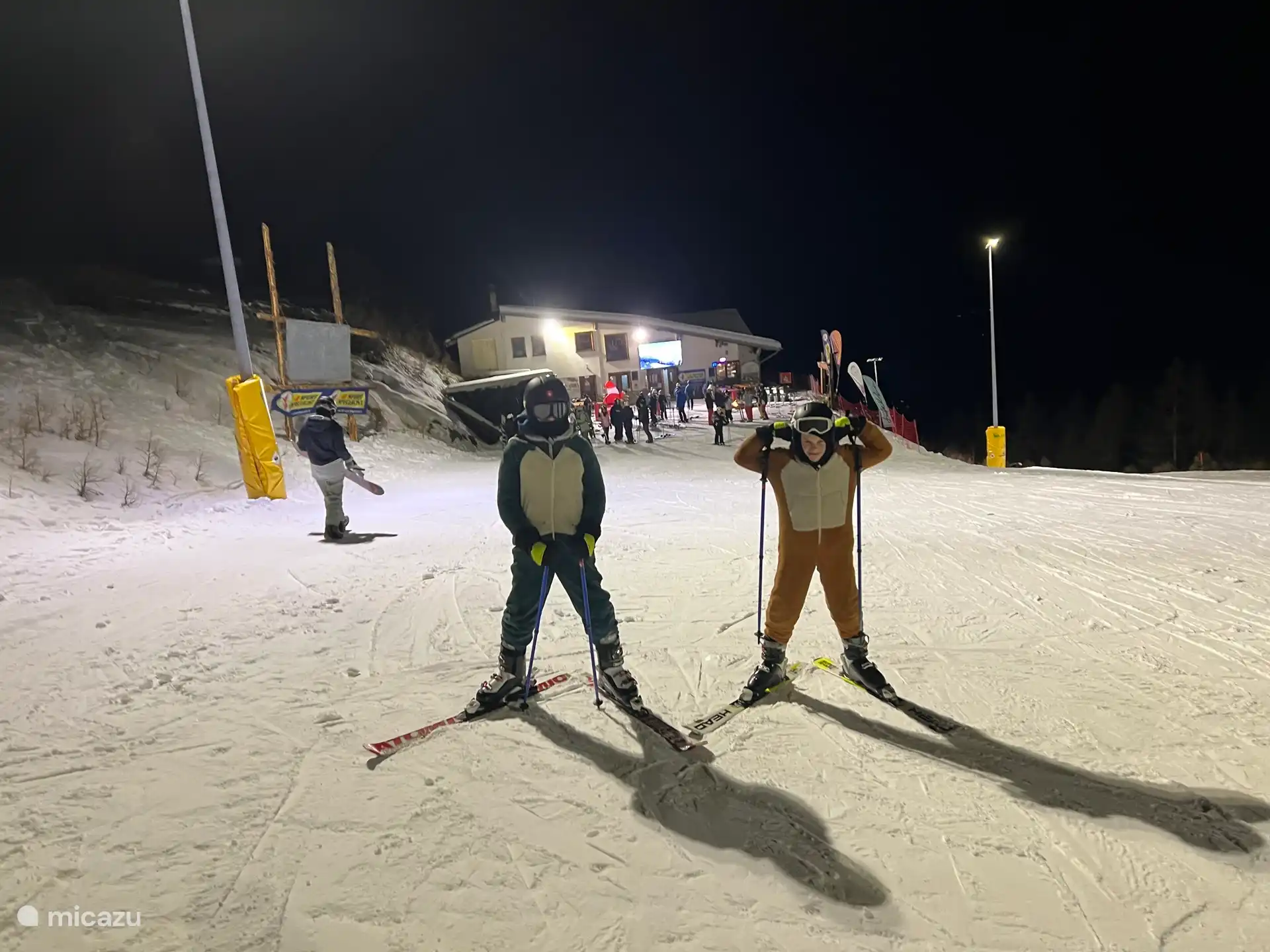 Abendskifahren in Aprica auf der längsten Flutlichtpiste der EU, genauer gesagt 6 km