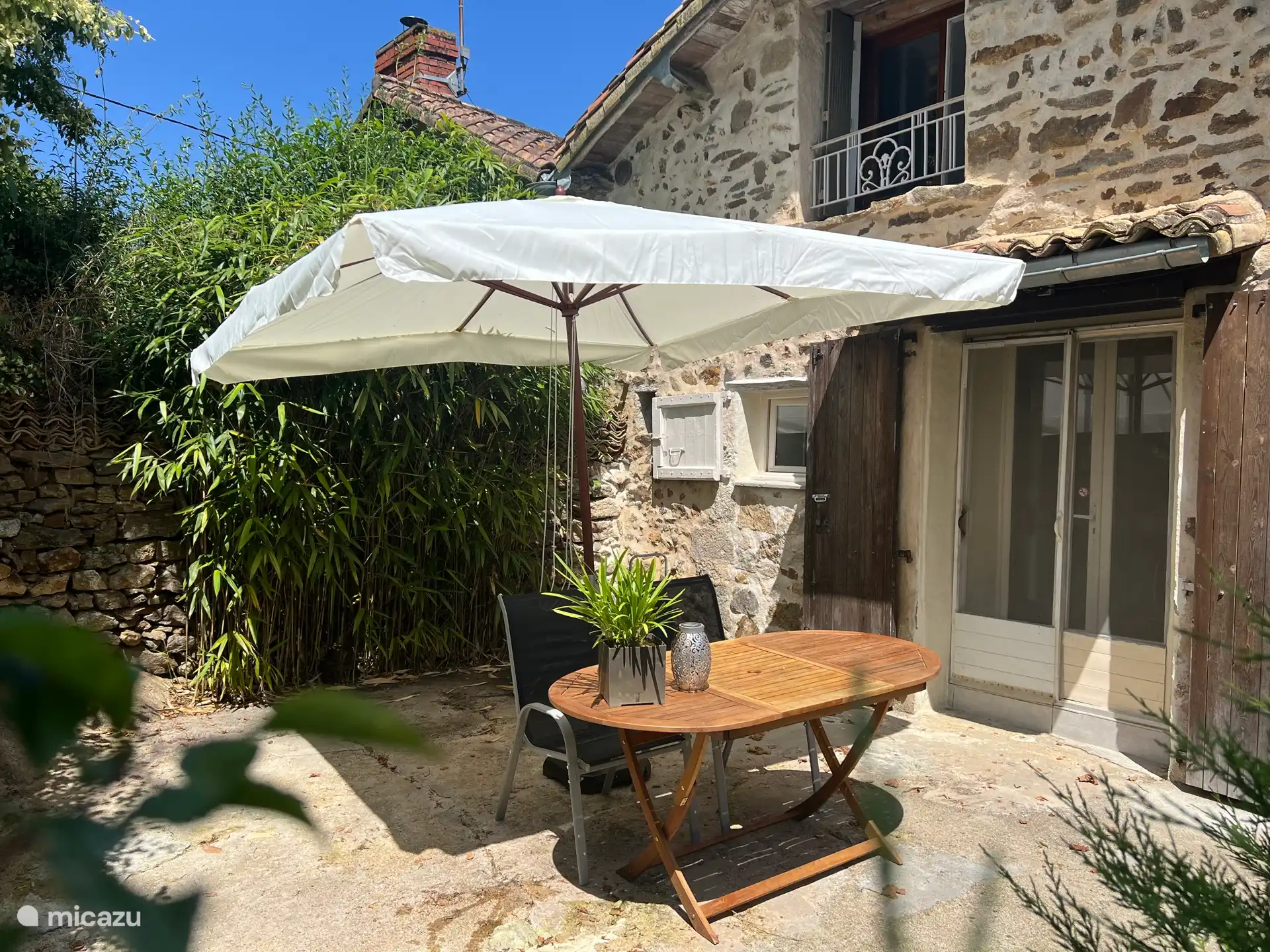Gite Domaine Rocheux in France, Deux-Sèvres, Fomperron  -  gîte / cottage