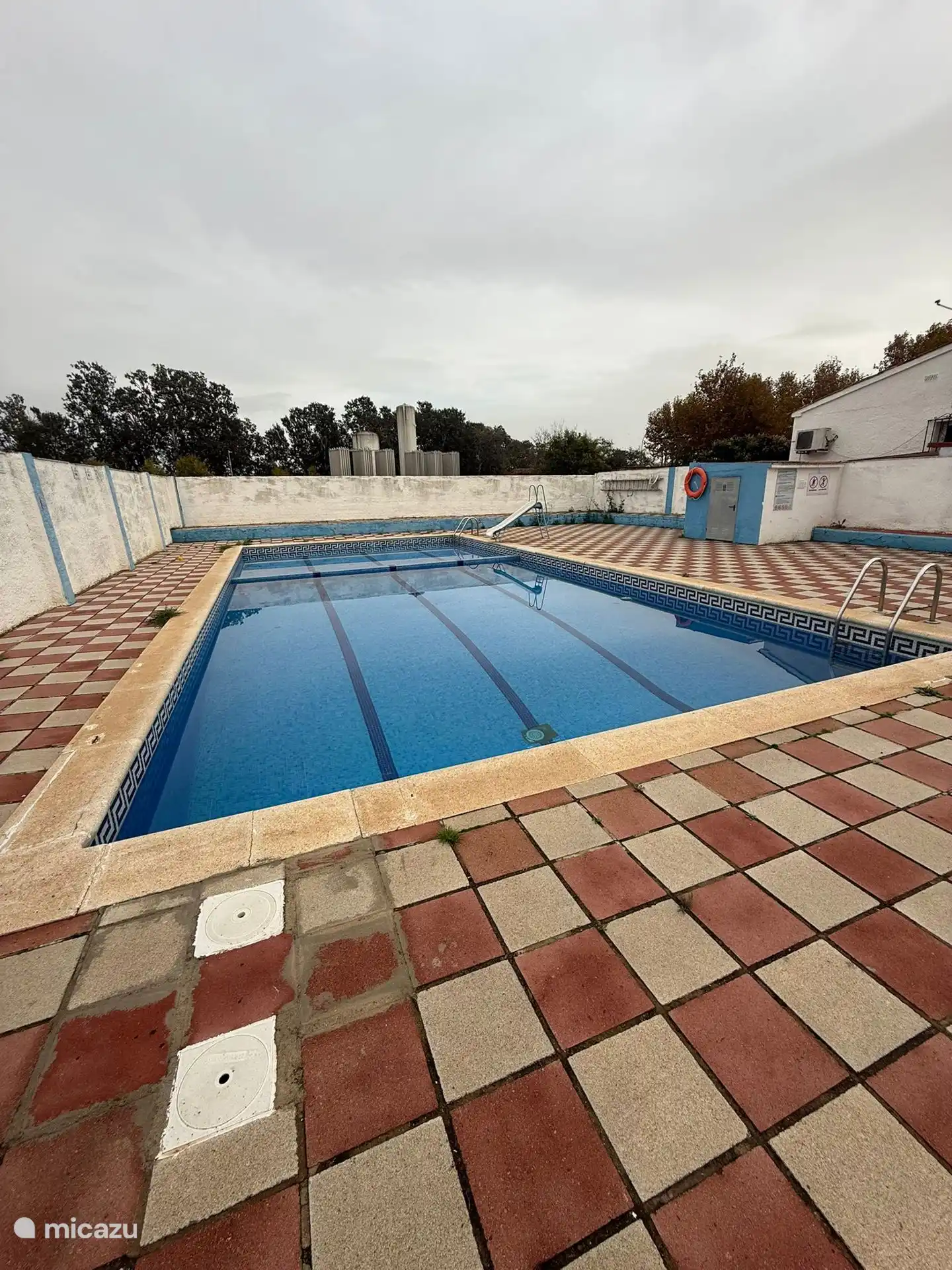 communal swimming pool