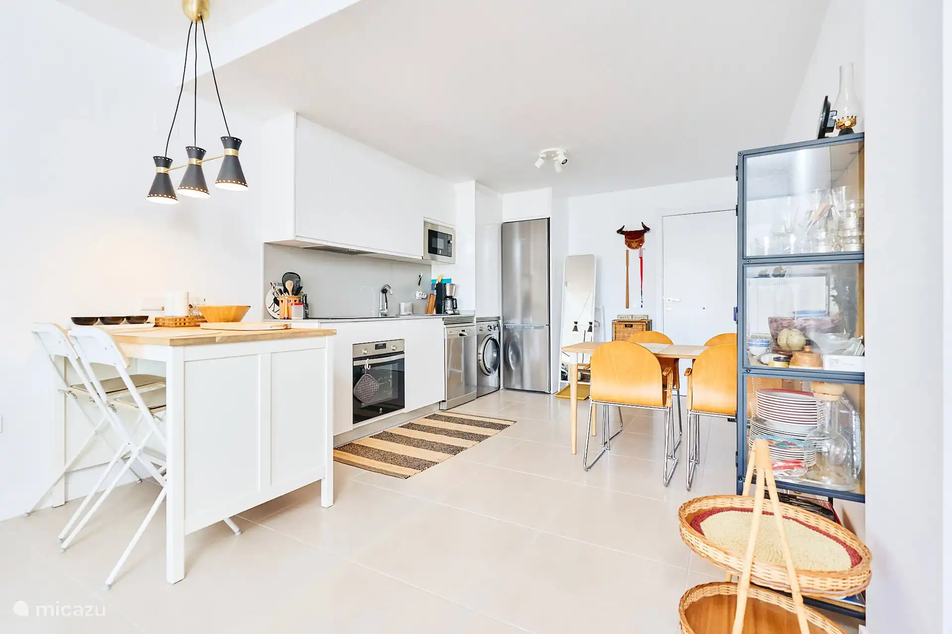 Küche mit Essbereich