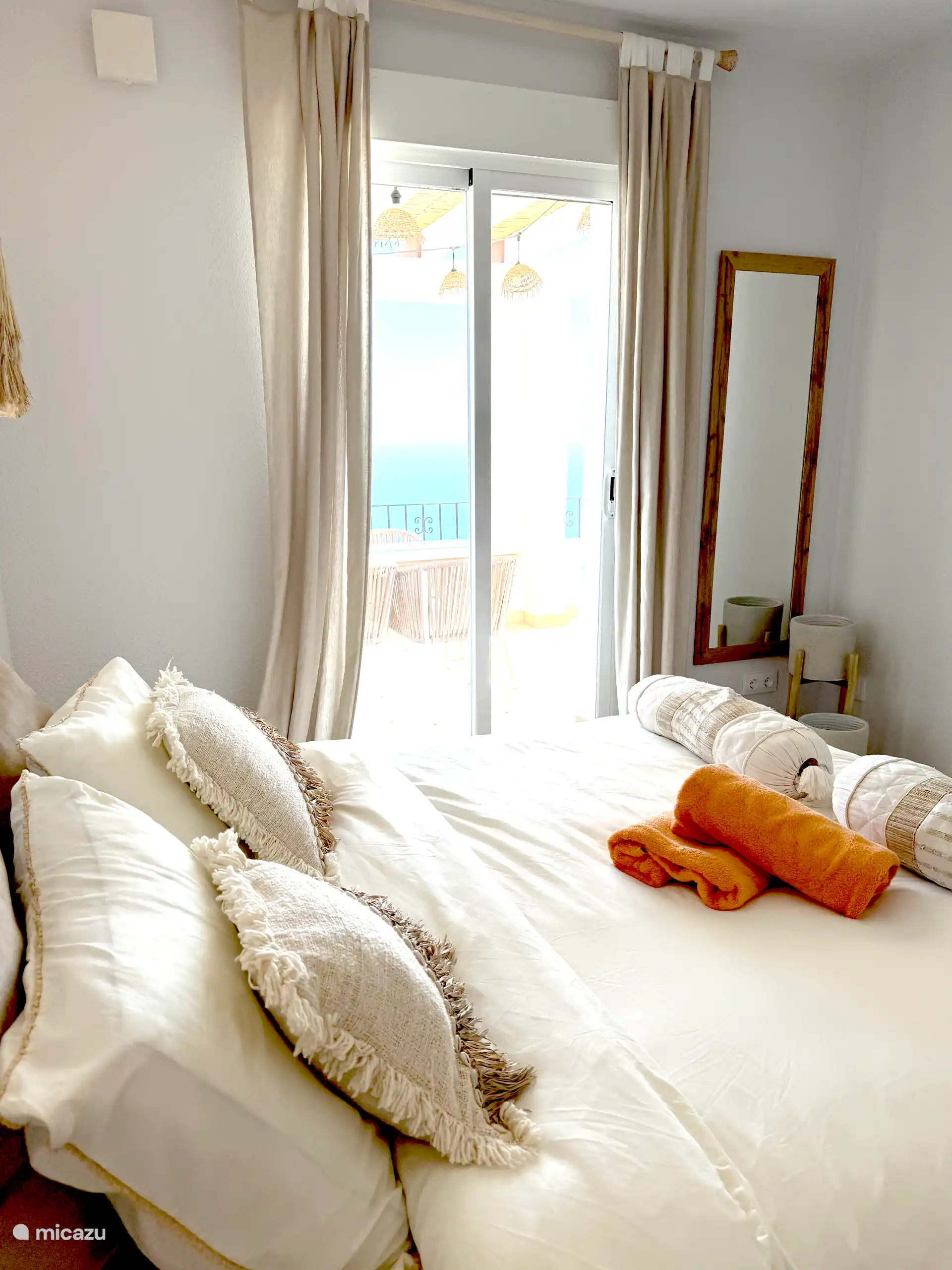 slaapkamer met zeezicht